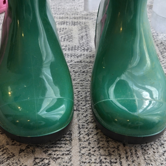 EUC UGG Boots sherpa soles in W8 - Picture 6 of 6